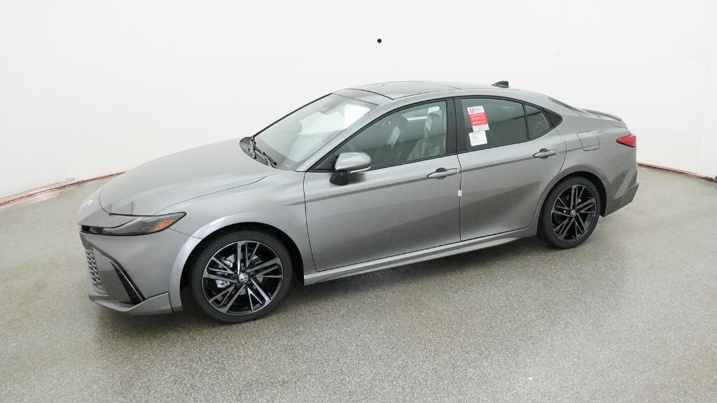 2025 Toyota Camry XSE photo 7