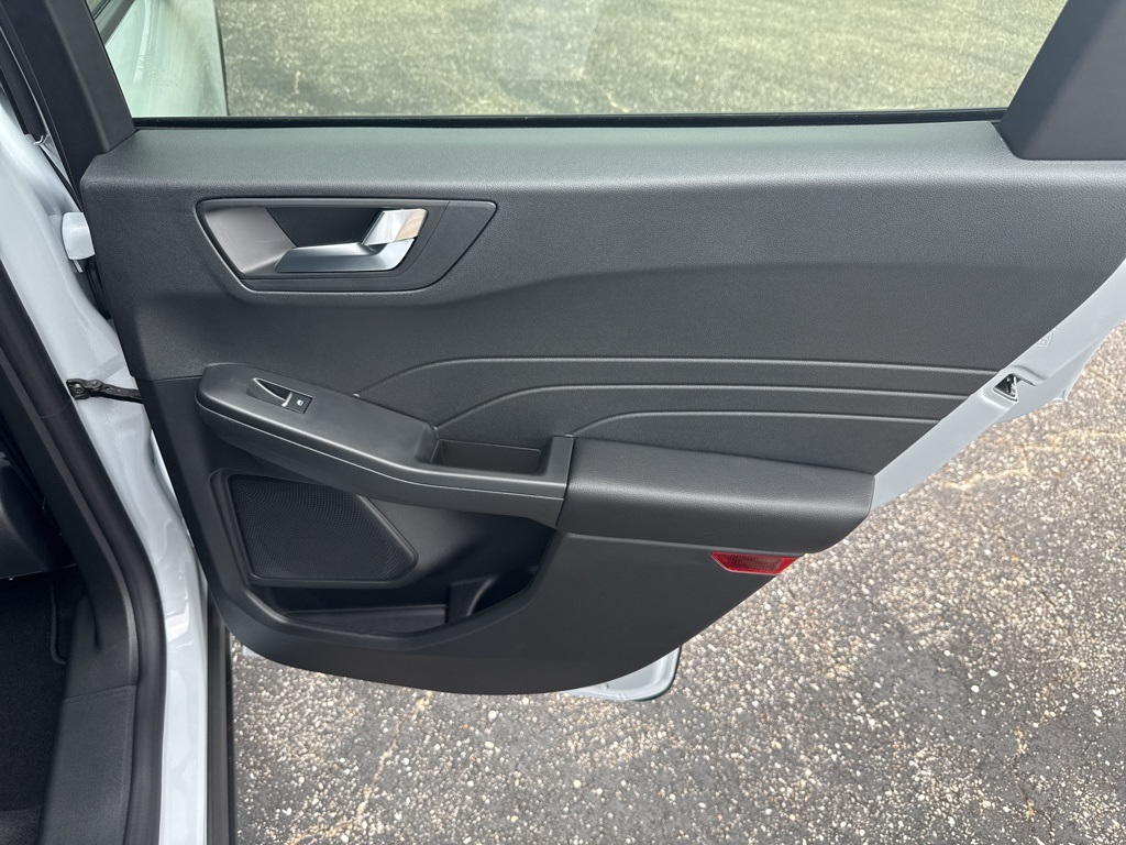 2025 Ford Escape ST-Line photo 21