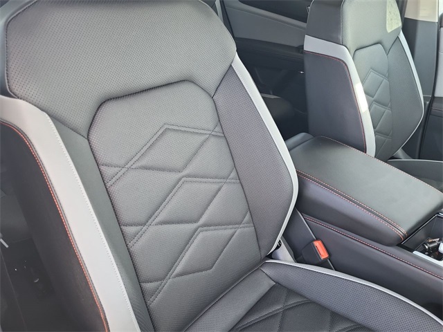 2025 Volkswagen Atlas Peak Edition SE photo 17