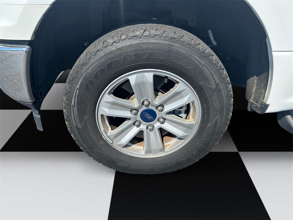2018 Ford F-150 XLT photo 13