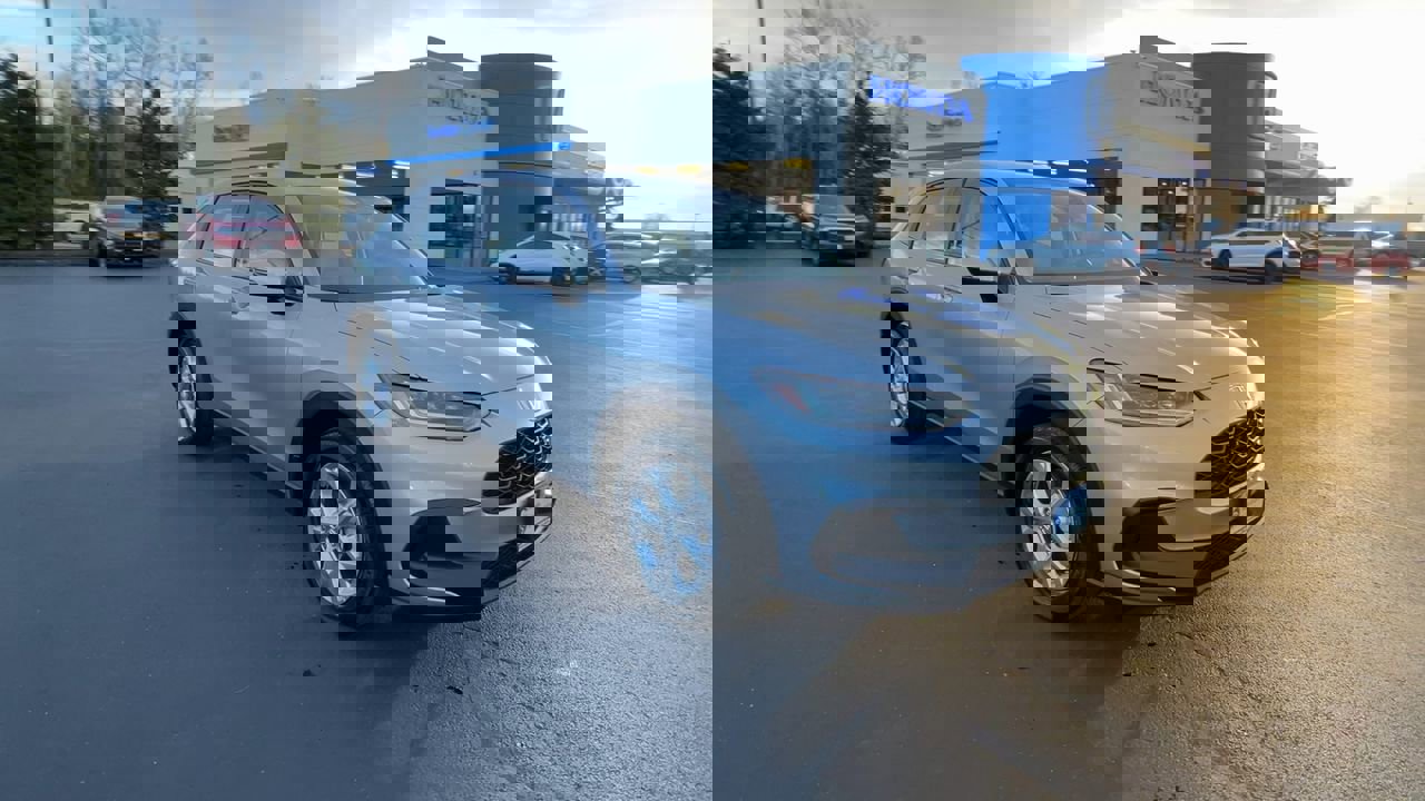 2025 Honda HR-V LX photo 2
