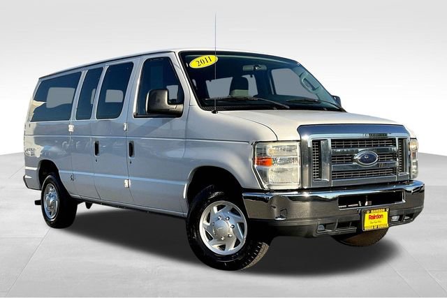 2011 Ford E-Series Econoline Wagon XLT