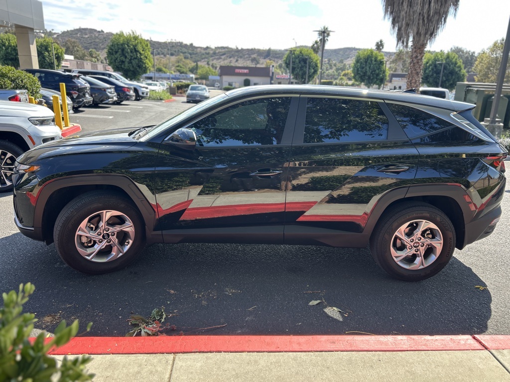 2023 Hyundai Tucson SE photo 3