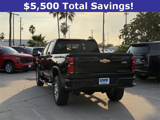 2026 Chevrolet Silverado 2500HD LT photo 4