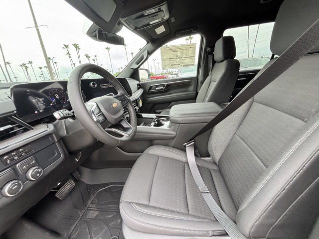 2025 Chevrolet Tahoe LS photo 16