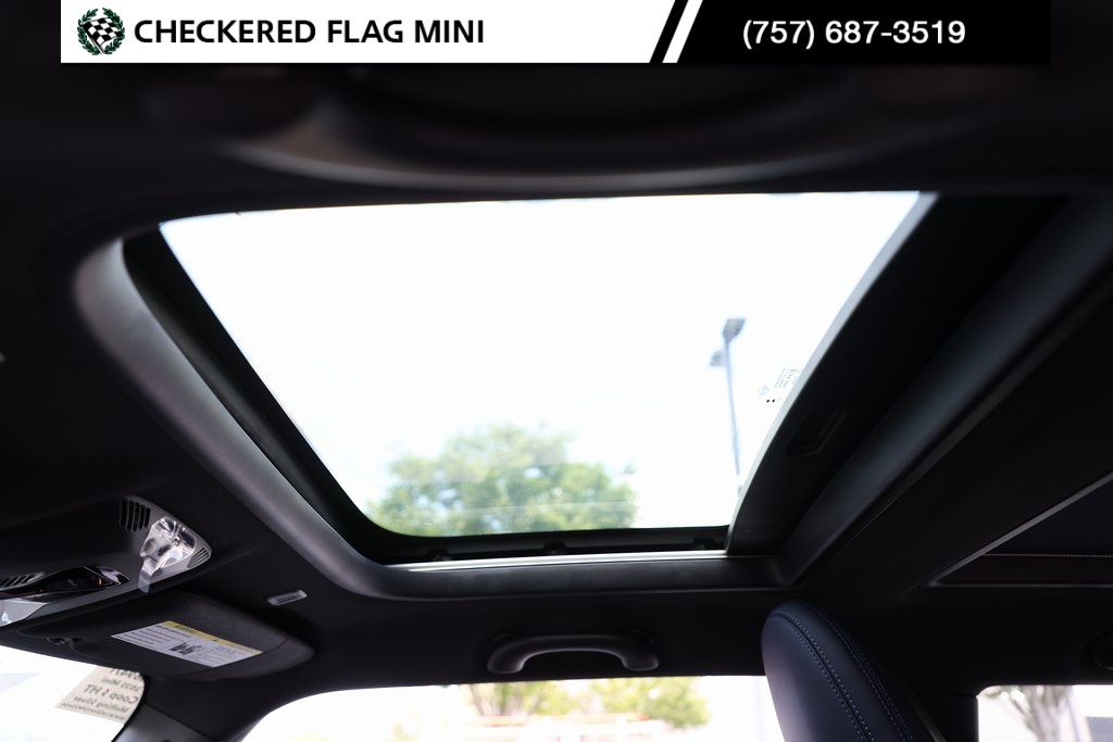 2025 Mini Cooper S Iconic photo 20