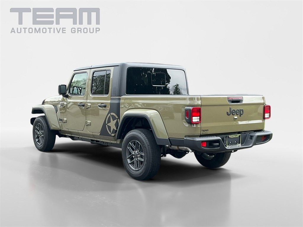 2025 Jeep Gladiator Sport photo 5