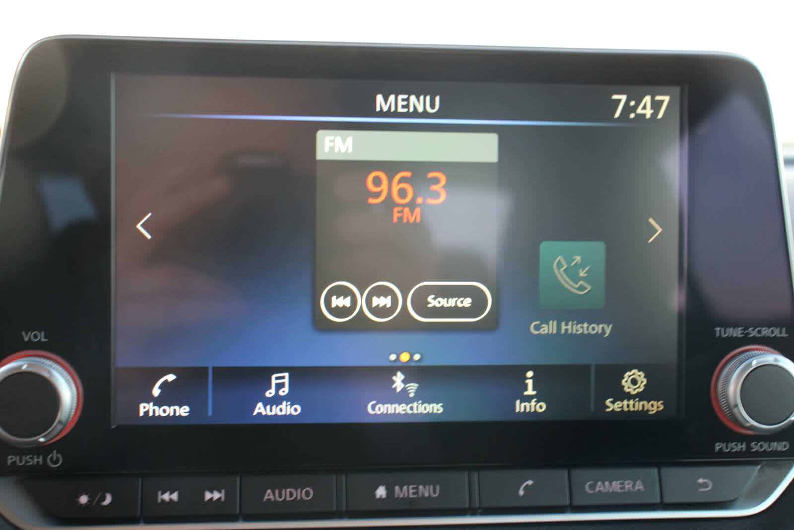 2024 Nissan Sentra SV photo 24