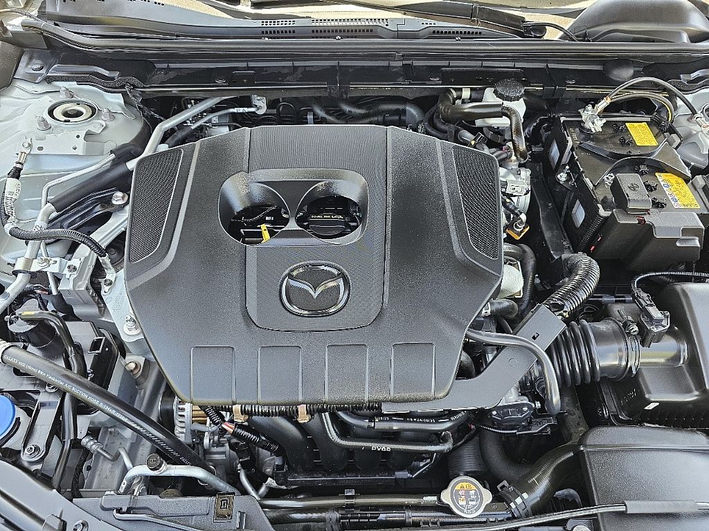 2025 Mazda Mazda3 2.5 Select Sport photo 9