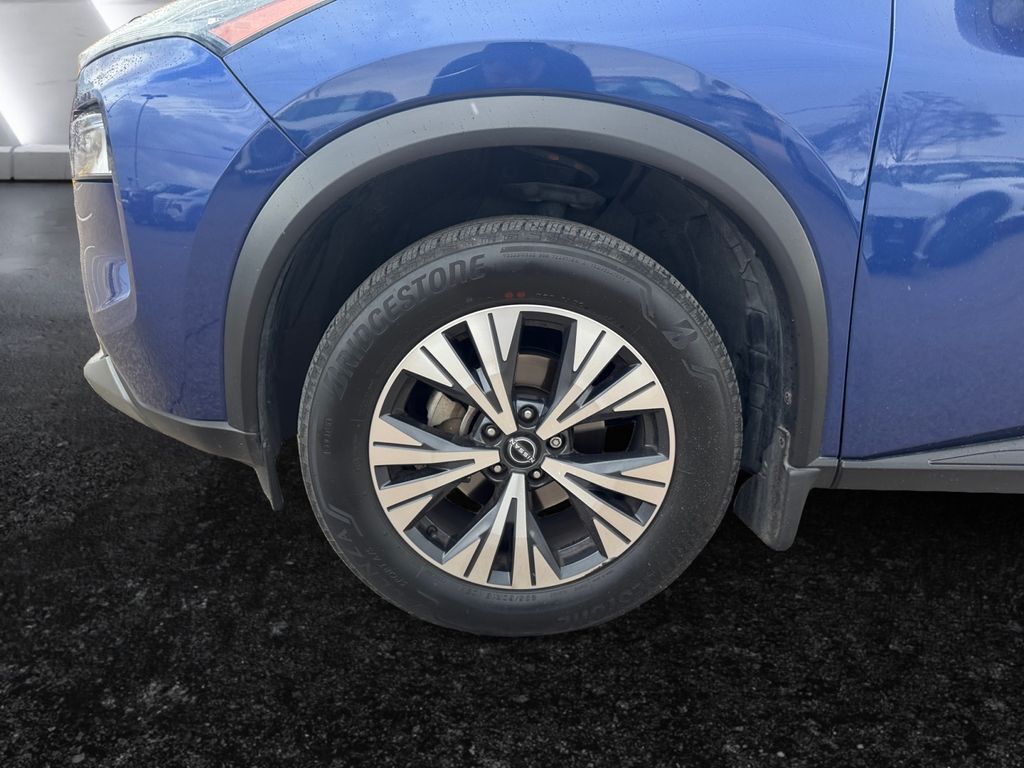 2023 Nissan Rogue SV photo 24