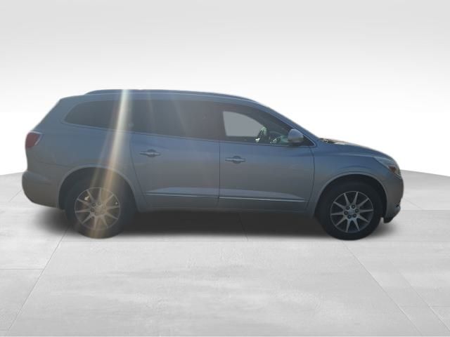 2017 Buick Enclave Leather photo 3
