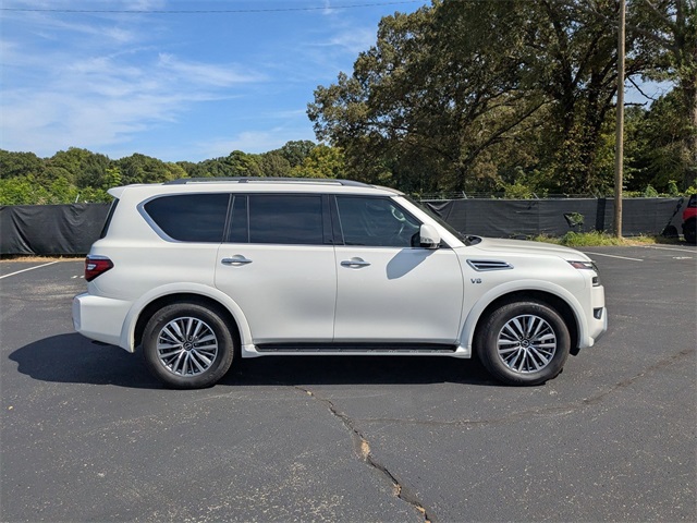 2022 Nissan Armada SV photo 4