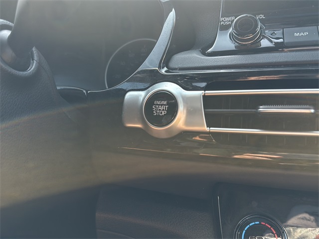2023 Kia Seltos SX photo 19