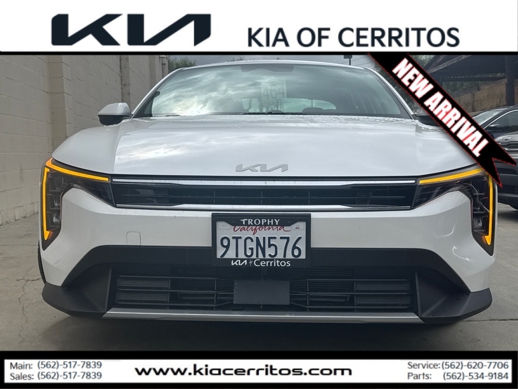 2025 Kia K4 EX photo 2