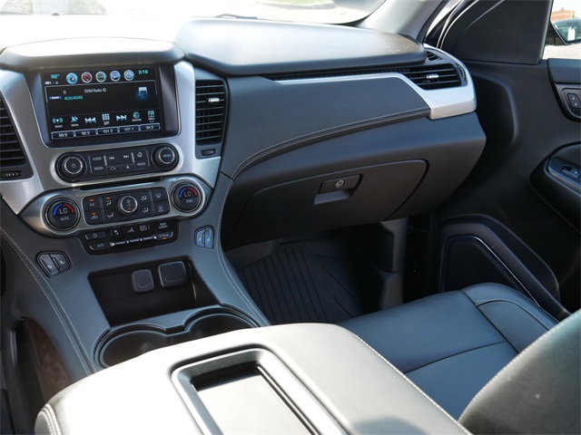 2020 Chevrolet Suburban LT photo 25