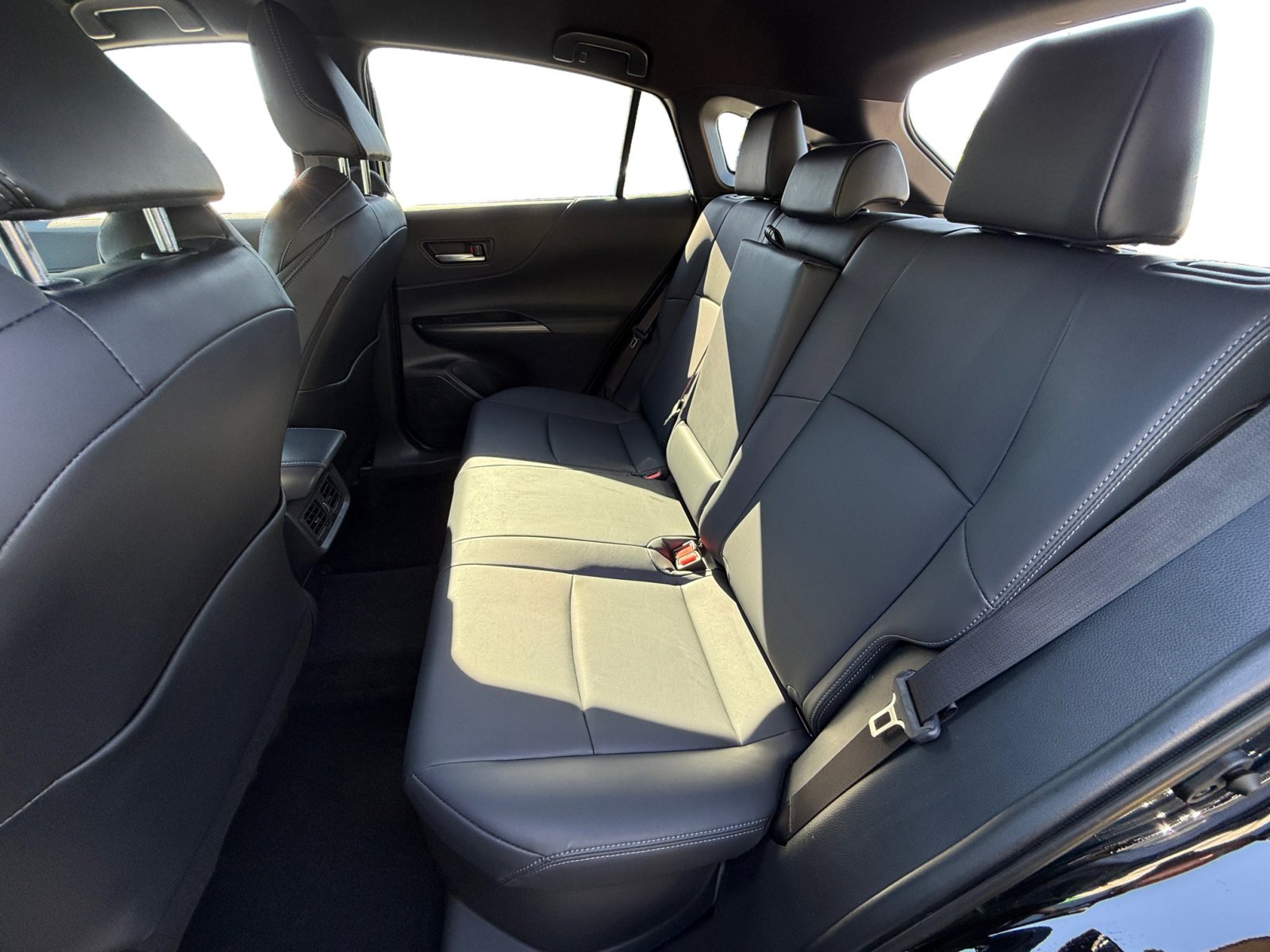 2024 Toyota Venza photo 16