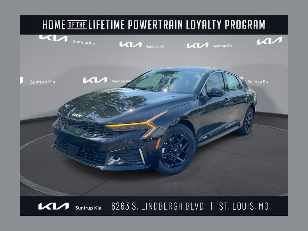 2026 Kia K5 LXS's photo
