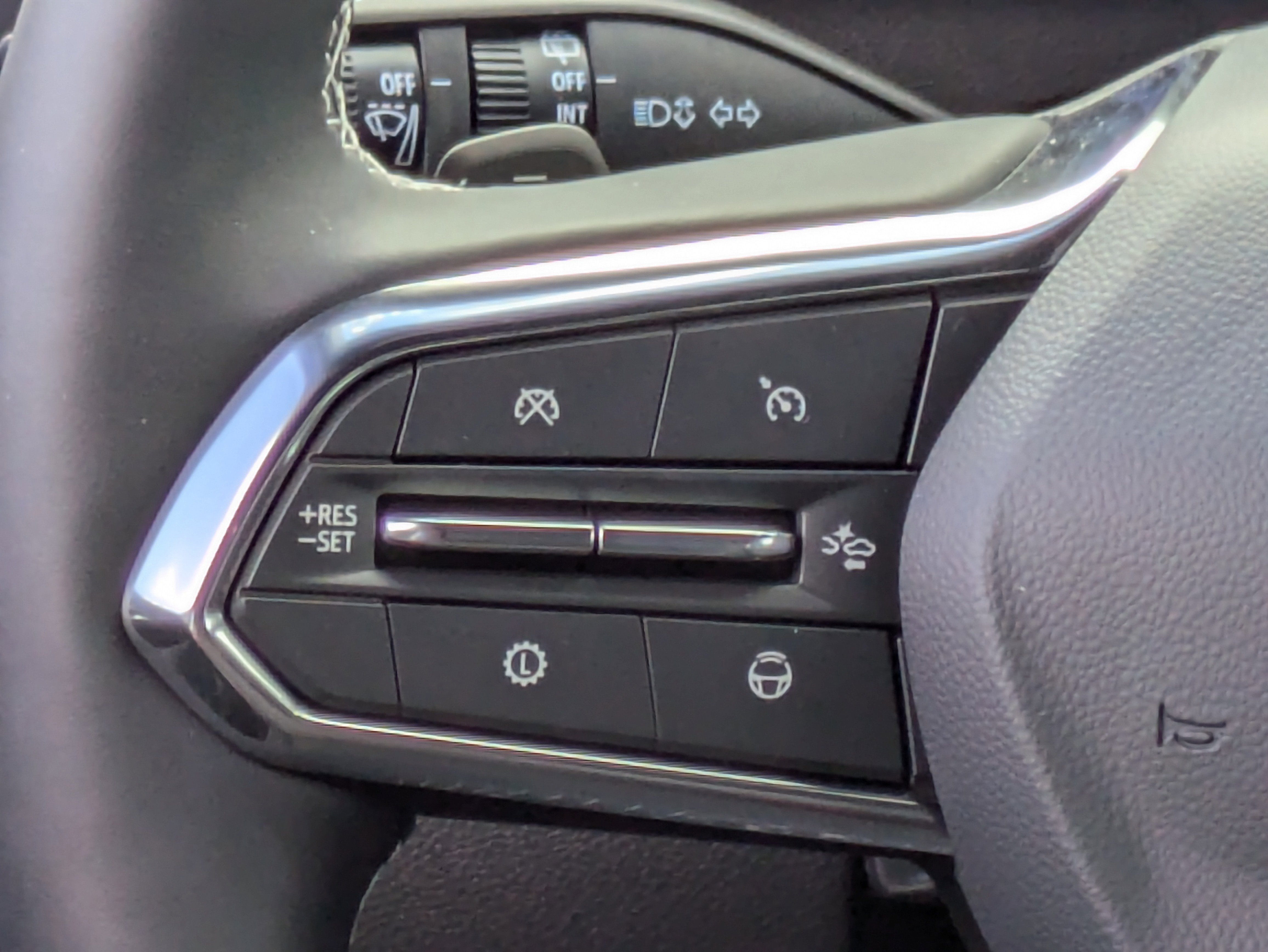 2026 Chevrolet Traverse High Country photo 3