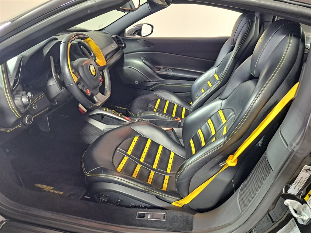 Certified Used 2017 Nero Stellato Ferrari Base image 16