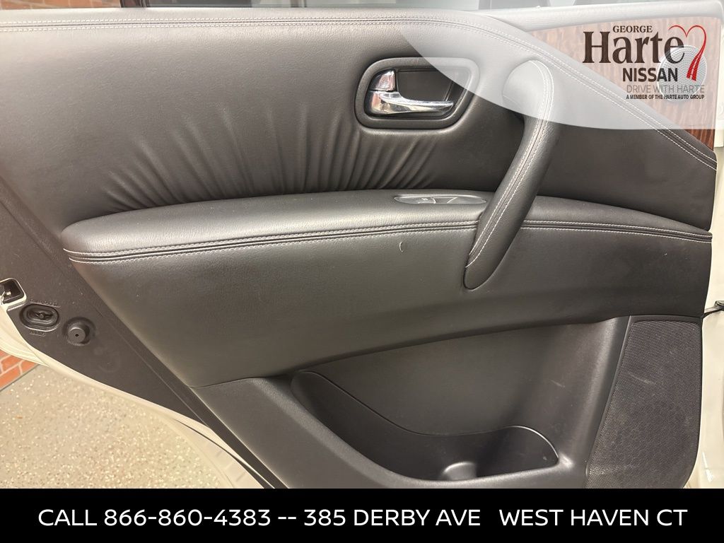 2018 Nissan Armada Platinum photo 21