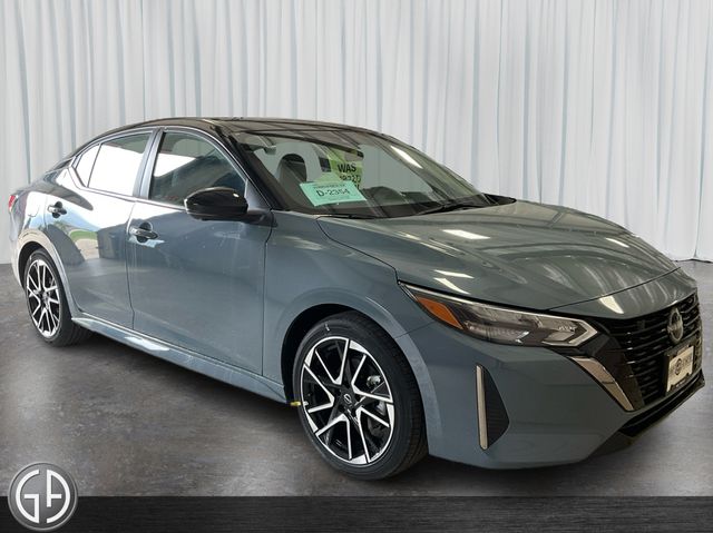2025 Nissan Sentra SR photo 3