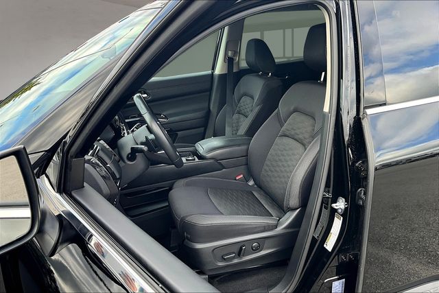 2022 Nissan Pathfinder SV photo 26