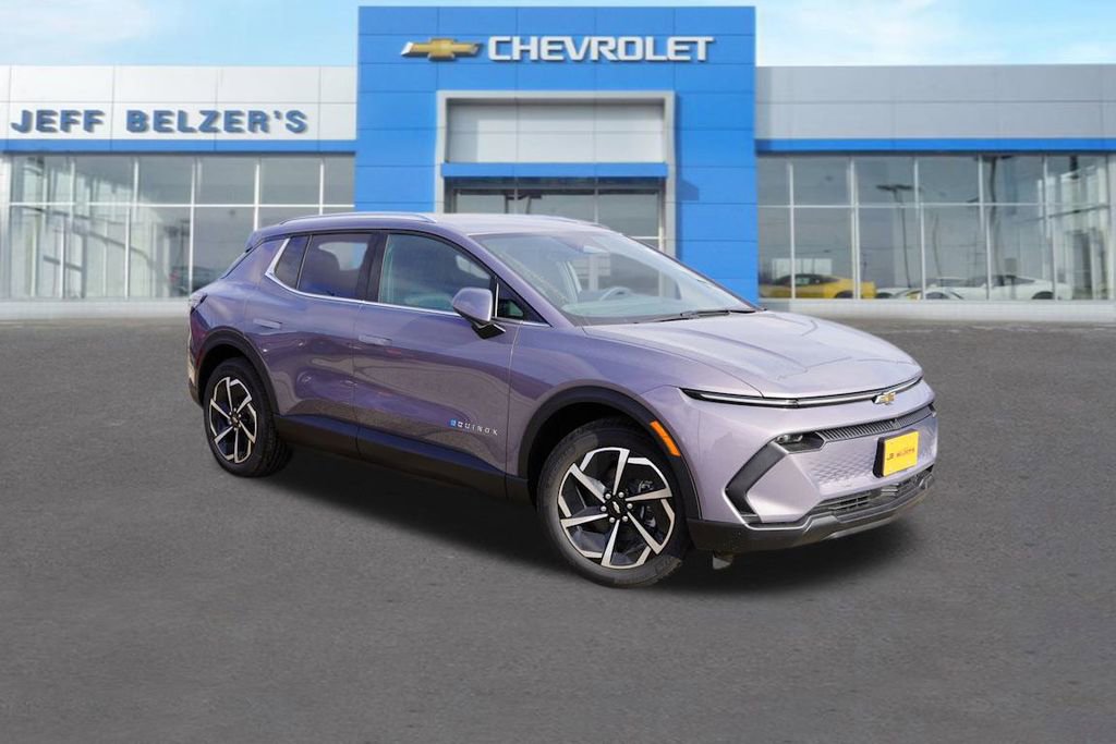 2026 Chevrolet Equinox EV 2LT's photo