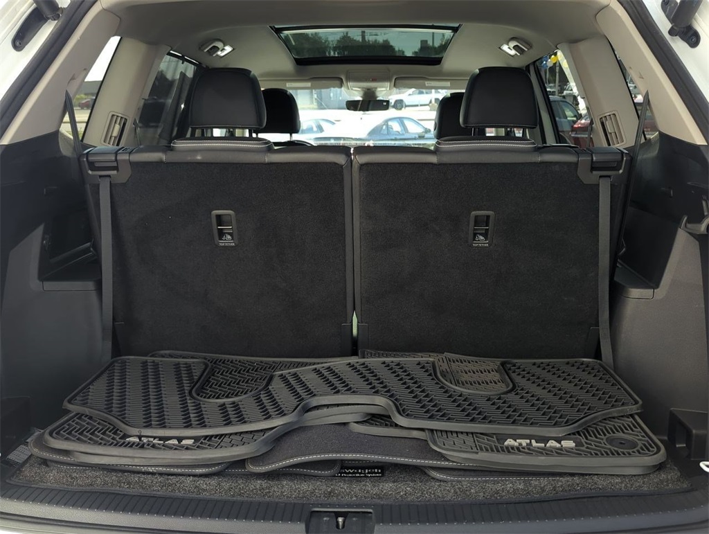 2022 Volkswagen Atlas SEL photo 20