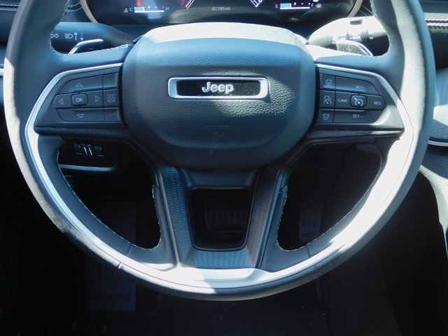 2023 Jeep Grand Cherokee Altitude photo 15