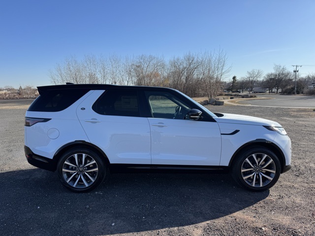 2025 Land Rover Discovery SE photo 5