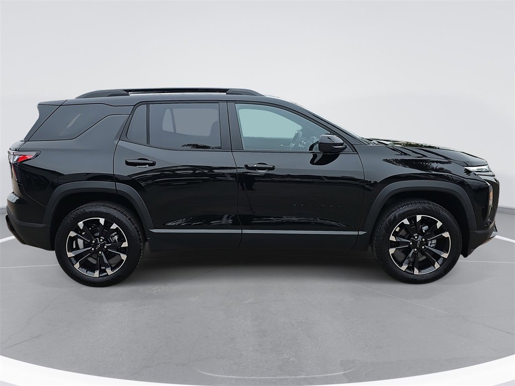 2026 Chevrolet Equinox RS photo 2