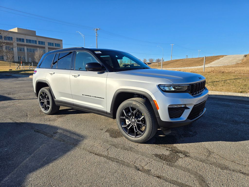 2025 Jeep Grand Cherokee Limited's photo