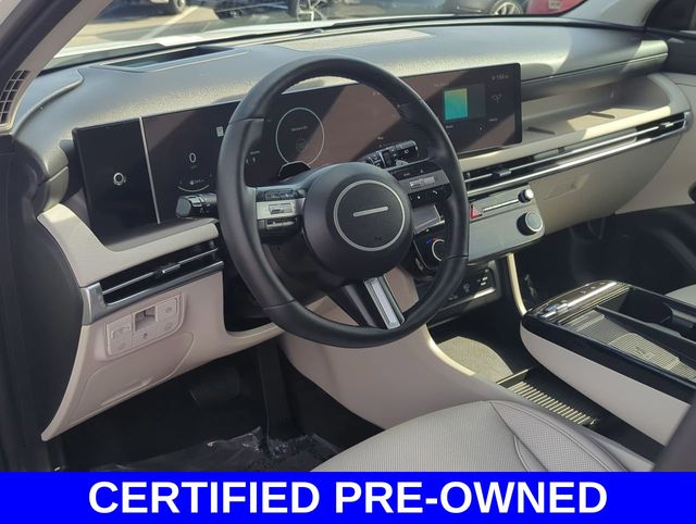 2025 Hyundai Tucson Hybrid Limited photo 2