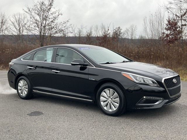2016 Hyundai Sonata Hybrid Base