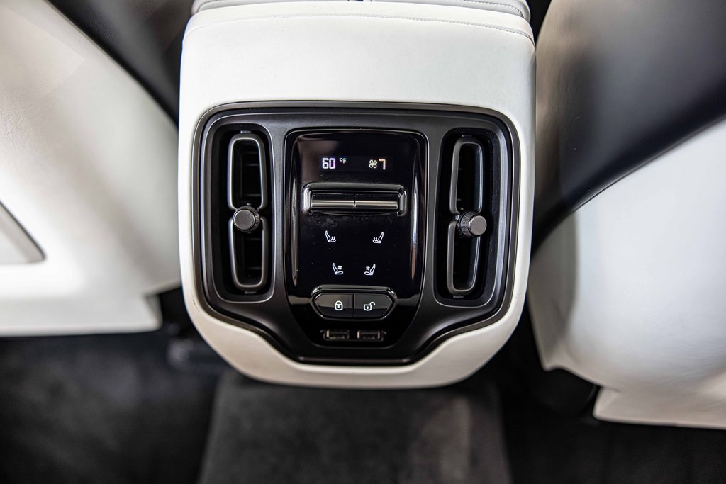 2023 ASTON MARTIN DBX - Image 39