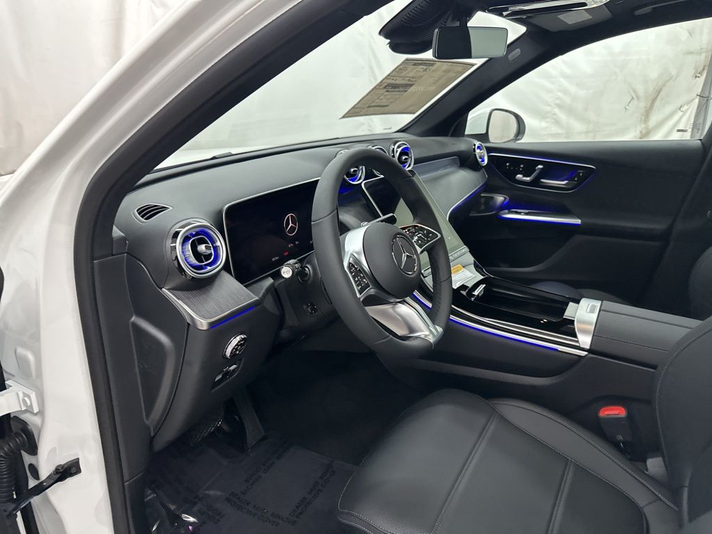 2026 Mercedes Benz GLC 300 4MATIC photo 4