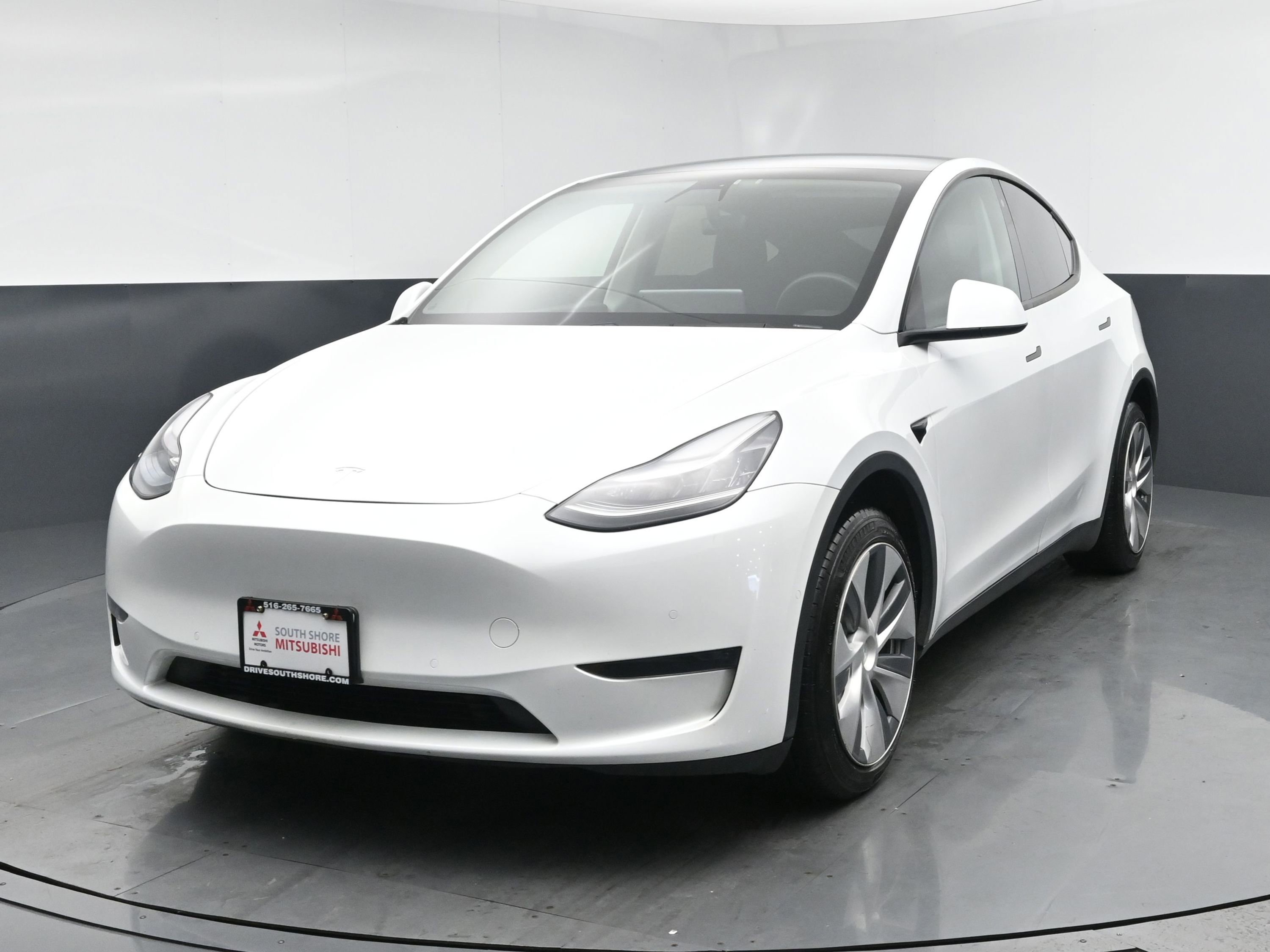 2020 Tesla Model Y Long Range's photo