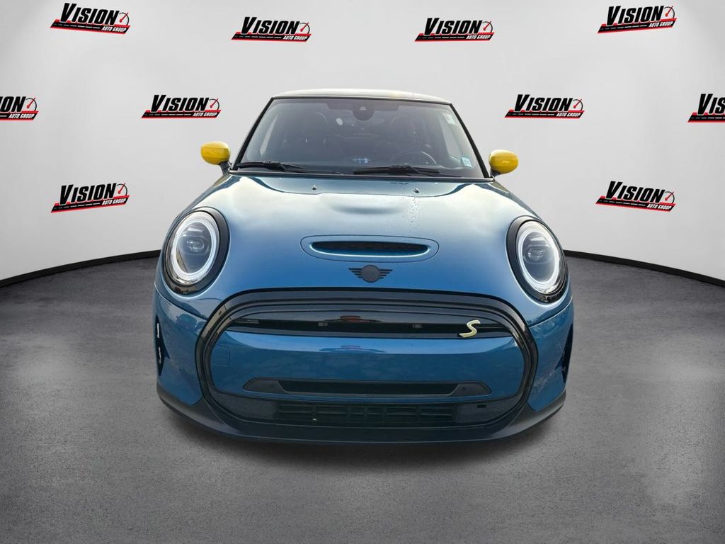 Used 2024 MINI Hardtop 2 Door SE with VIN WMW13DJ06R2U84787 for sale in Rochester, NY