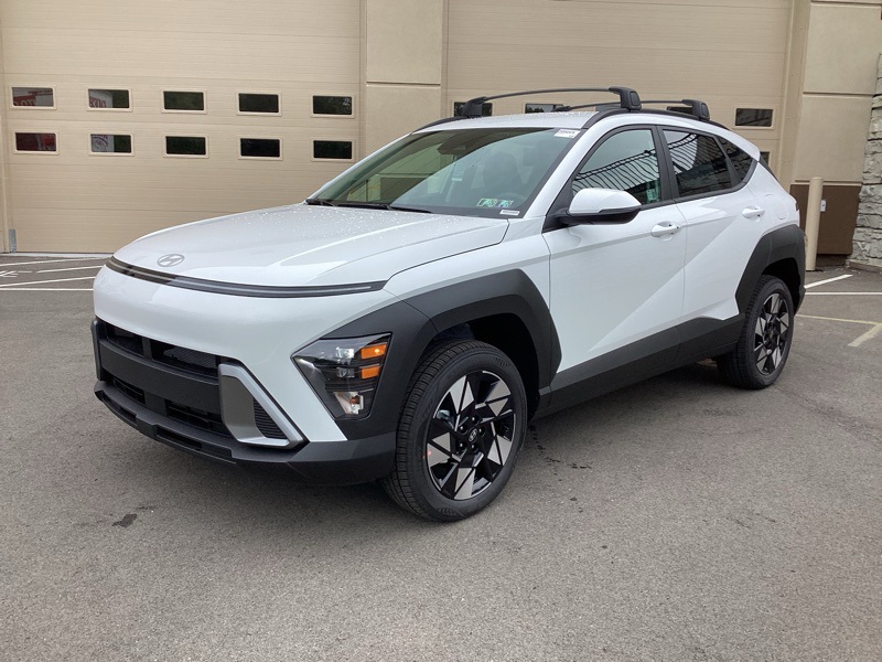 2025 Hyundai Kona SEL photo 3