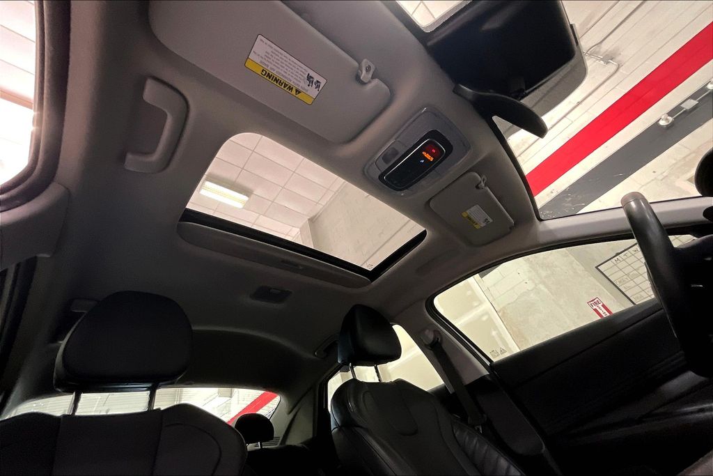 2023 Hyundai Elantra Hybrid Limited photo 20