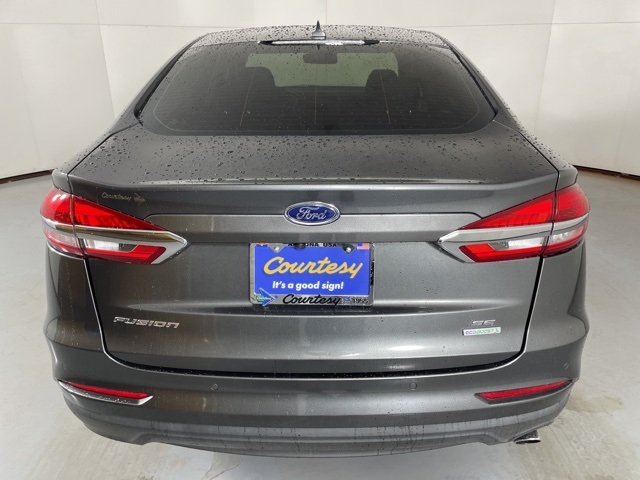 2020 Ford Fusion SE photo 7