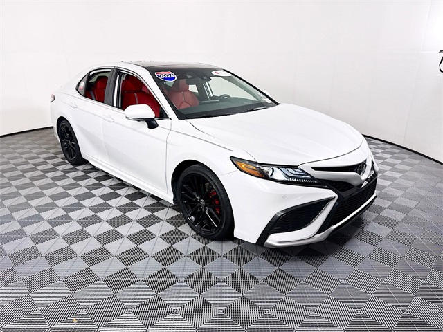 2024 Toyota Camry XSE's photo