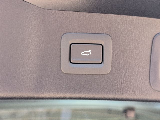 2025 Mazda CX-5 2.5 S Preferred photo 18