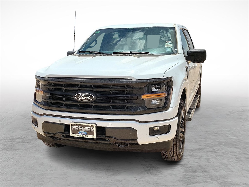2025 Ford F-150 XLT photo 4