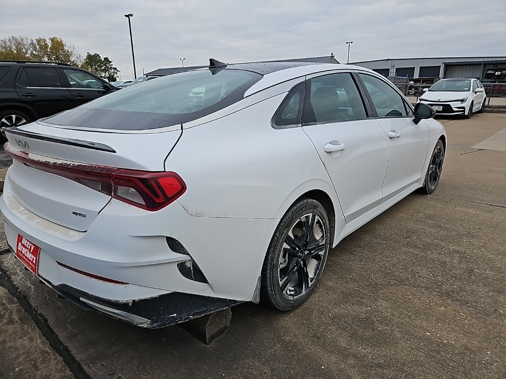 2023 Kia K5 GT-Line photo 2