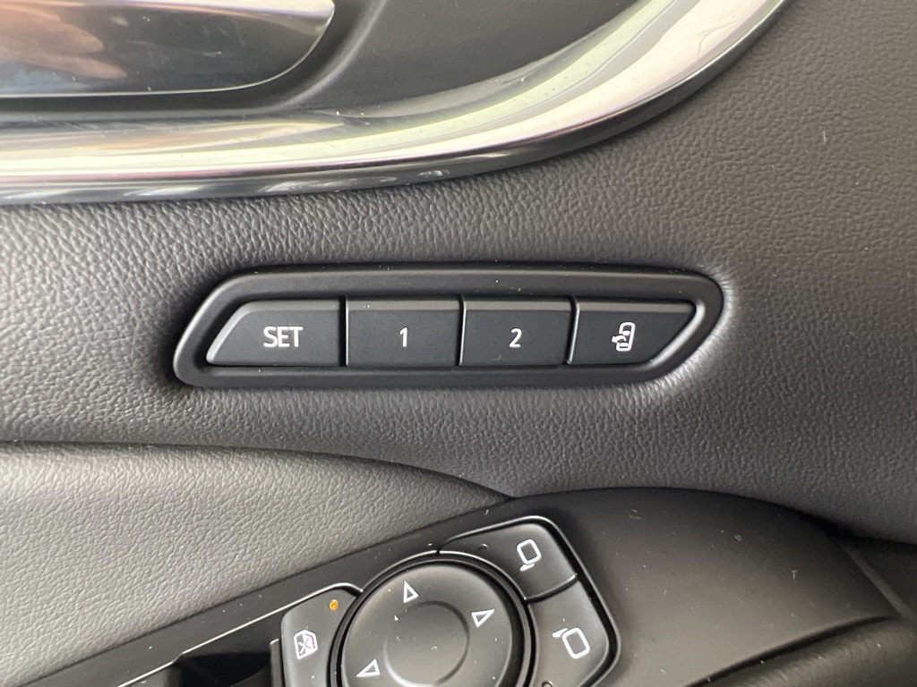 2021 Buick Enclave Avenir photo 7
