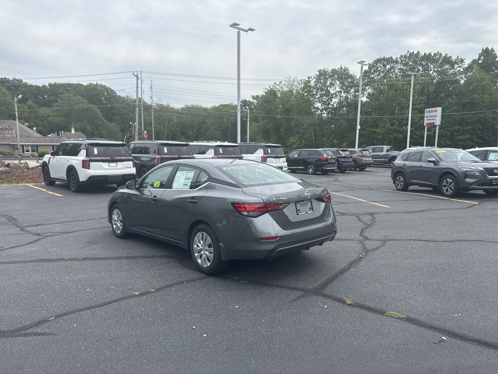 2025 Nissan Sentra S photo 3
