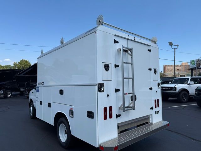 2026 Ford E-350 Base photo 5