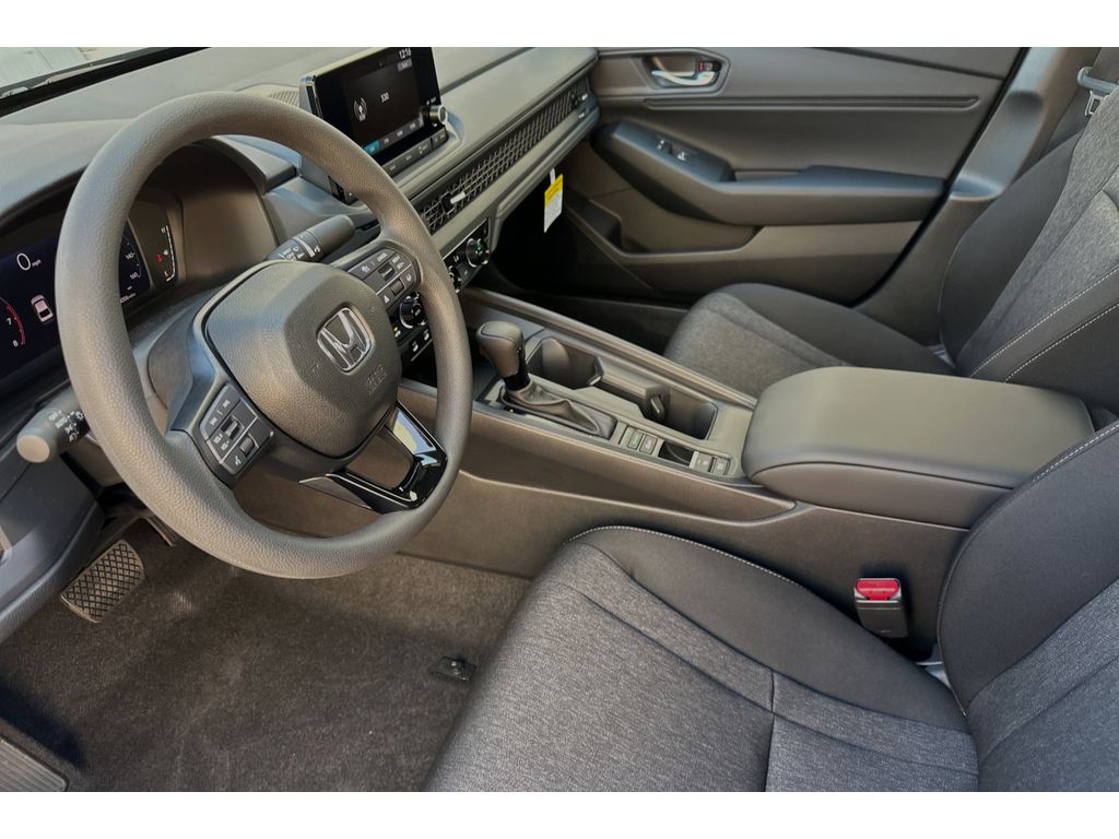 2025 Honda Accord SE photo 11
