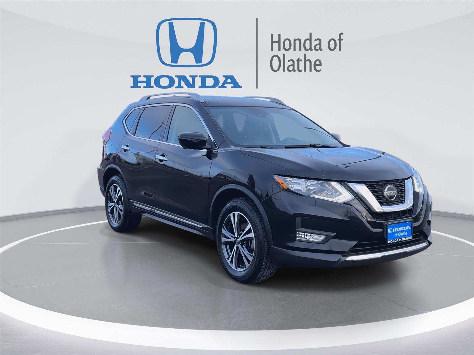 Used 2018 Nissan Rogue SL with VIN 5N1AT2MV2JC744854 for sale in Kansas City